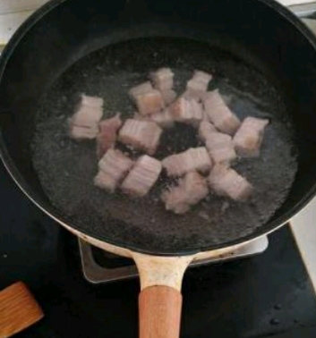 Spicy Braised Pork recipe
