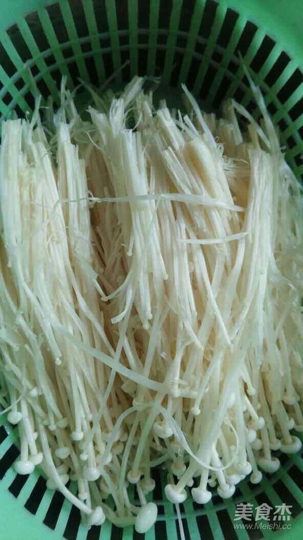 Lotus Root Mixed with Golden Needles recipe