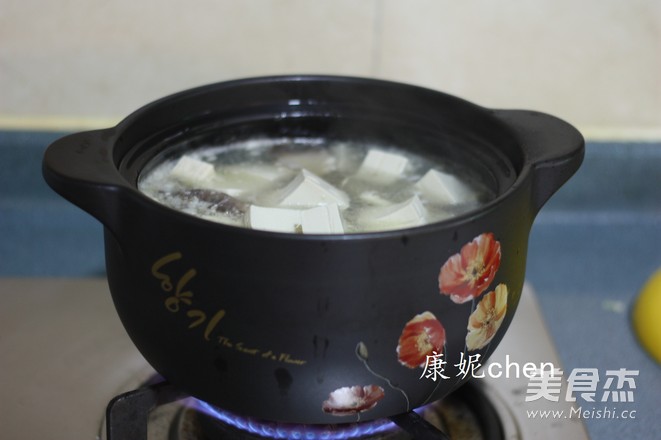 Tofu Seafood Mushroom Soup recipe