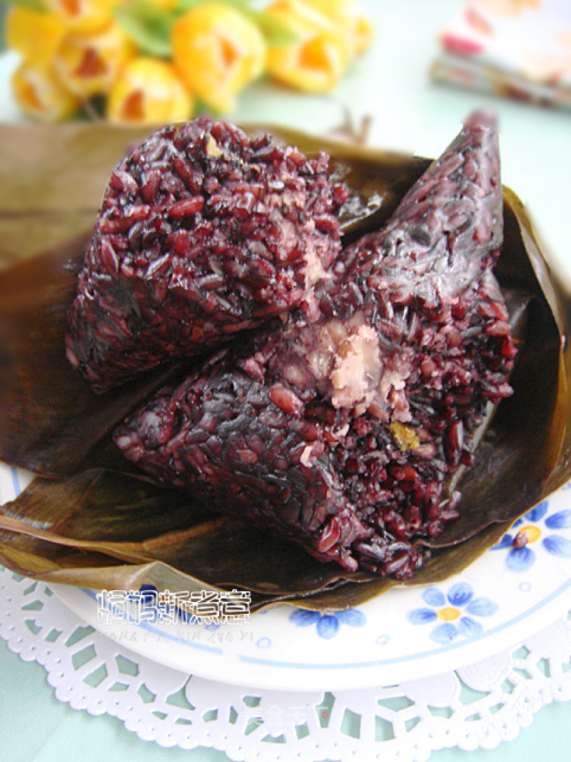 Black Glutinous Rice Dumplings recipe