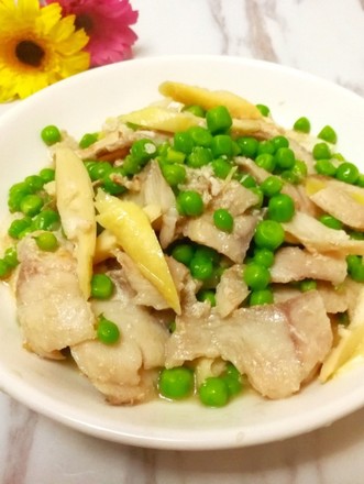 Stewed Fish Fillet with Spring Bamboo Shoots recipe