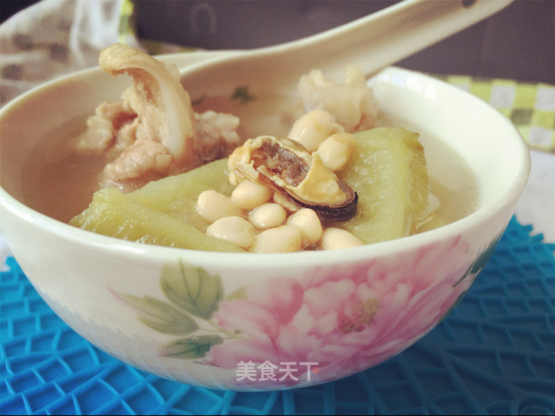 Bitter Gourd Soy Bone Soup recipe