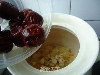 Red Date, Lotus Seed and Tremella Soup recipe