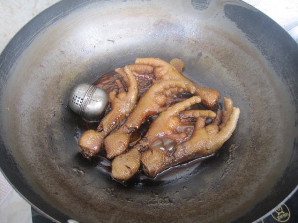 Braised Chicken Feet recipe