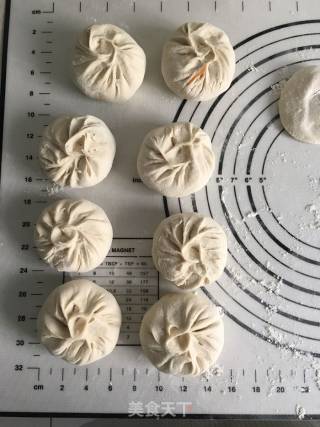 Lard Dregs Wrapped Bean Curd Buns recipe