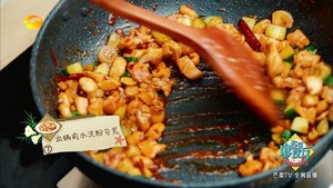 [chinese Restaurant] Chef Liang Teaches How to Make Kung Pao Chicken "detailed Explanation of Multiple Pictures" recipe