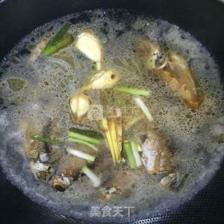 Milky White Crucian Fish Tofu Soup recipe