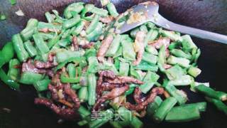 Steamed Noodles with Beans recipe