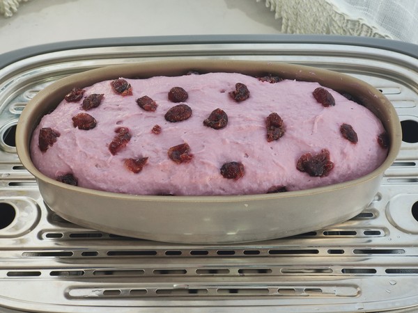 The Purple Sweet Potato Pudding without A Drop of Water is Sweet and Soft and Delicious recipe