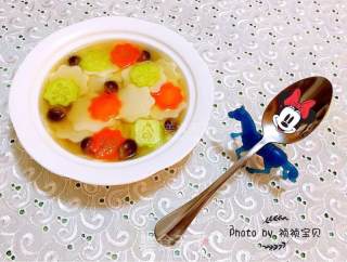 Seasonal Vegetable Noodle Flower Soup recipe