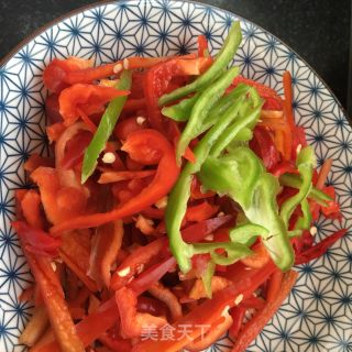 Stir-fried Shredded Pork with Hemp Pepper recipe