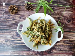 Fried Toon Fish with Wild Vegetables recipe