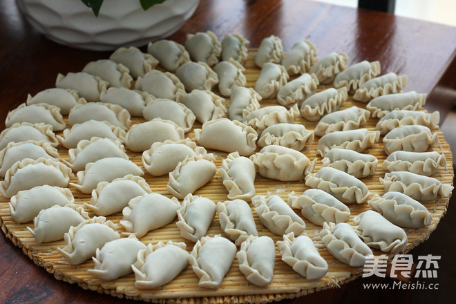 Leek Pork Dumplings recipe