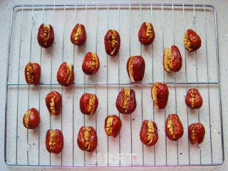 Red Dates with Walnuts recipe