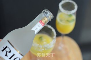 Carambola Icy Cocktail recipe