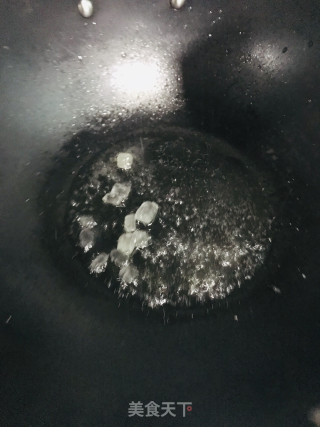 Braised Pork Feet with Carrots recipe