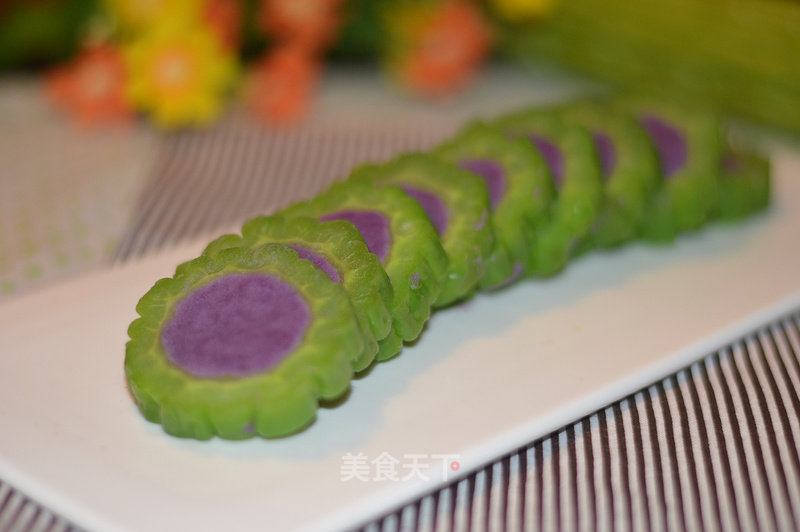 Bitter Gourd Purple Potato Ring recipe