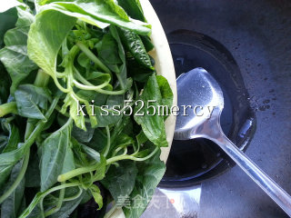 Stir-fried White Ginseng Vegetables recipe