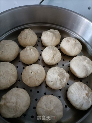 Sauerkraut Vermicelli Pork Bun recipe