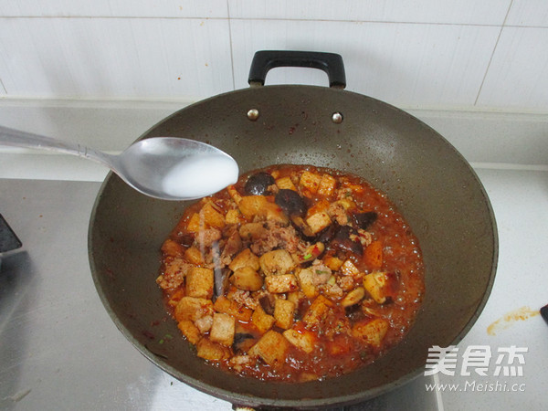 Tofu with Mushroom Minced Meat recipe