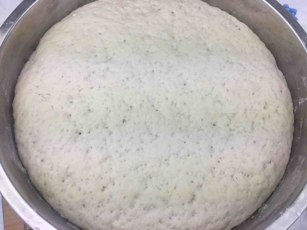 Wheat Flour Black Sesame Flower Roll recipe