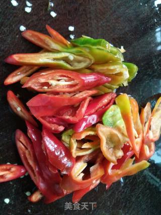Stir-fried Bean Curd with Red Pepper Sausage recipe