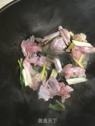 Stir-fried Bullfrog recipe