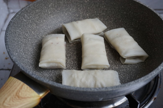 Bean Paste Spring Rolls recipe