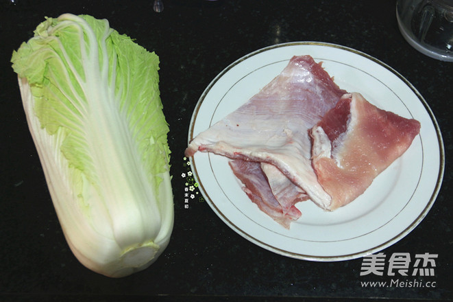 Chinese Cabbage Pig Board Tendon Piping Hot recipe