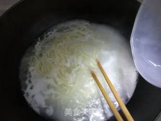 Refreshing Cold Noodles recipe