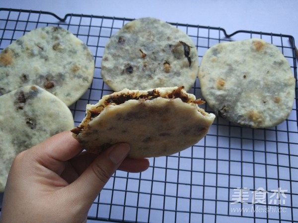 Plum Dried Vegetable Biscuits recipe