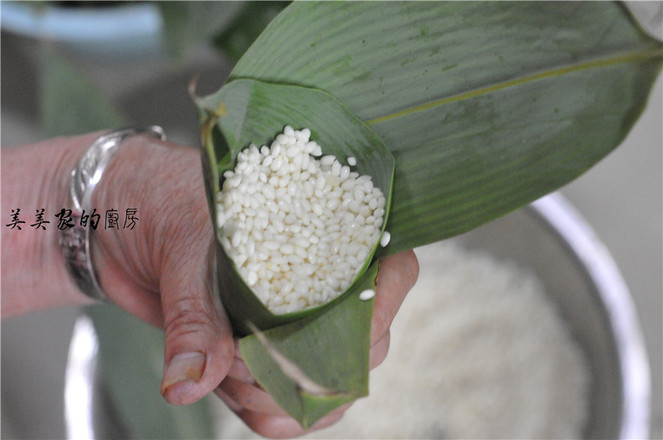 Grass Gray Water Dumplings recipe