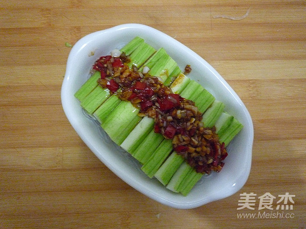 Steamed Loofah with Garlic Vermicelli recipe