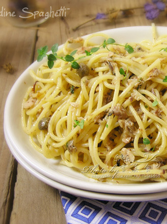 Spaghetti with Thyme Sardines