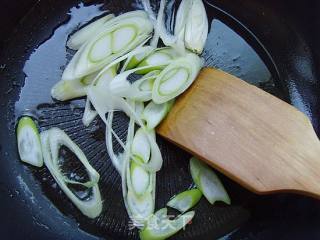 Stir-fried Lamb with Scallions recipe