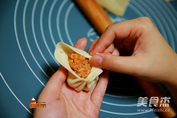 Steamed Crab Yellow Steamed Buns recipe