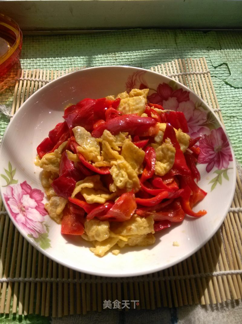 Scrambled Eggs with Red Bell Pepper recipe