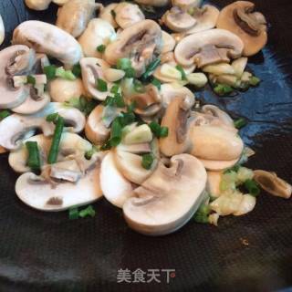 Mushroom Cabbage with Oyster Sauce recipe
