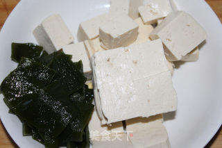Shrimp, Cabbage, Tofu and Seaweed Soup recipe