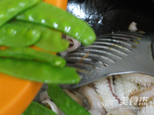 Sea Cucumber Squid Roll recipe