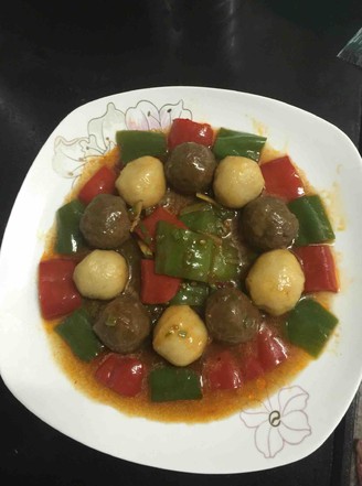 Braised Meatballs with Green and Red Pepper