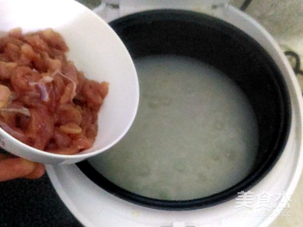 Congee with Preserved Egg and Lean Meat recipe