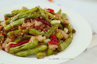 Stir-fried Carob recipe