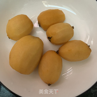 White Fungus Clay Loquat recipe