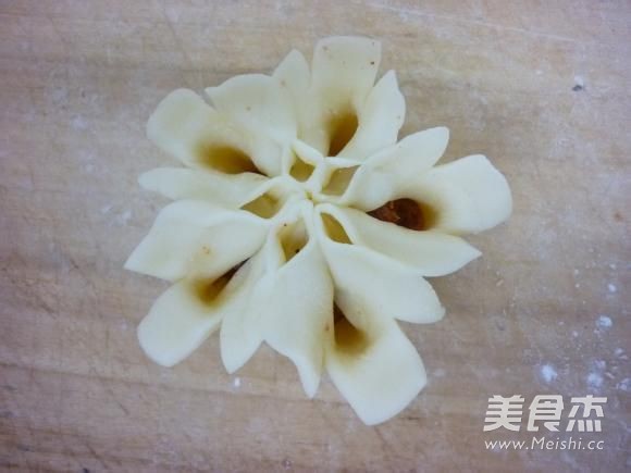 Peony Steamed Dumplings recipe