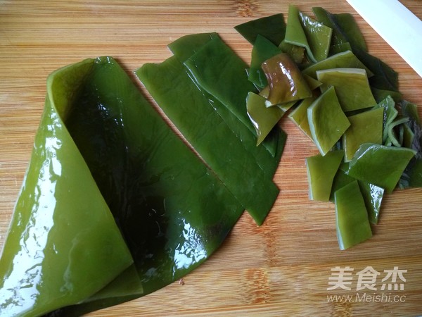 Braised Pork with Seaweed Stew recipe
