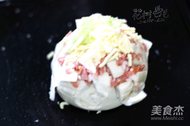 Cheese and Bacon Blossom Bun recipe