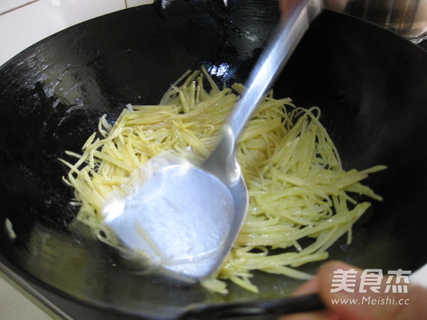 Multi-flavored Dry-baked Potato Shreds recipe