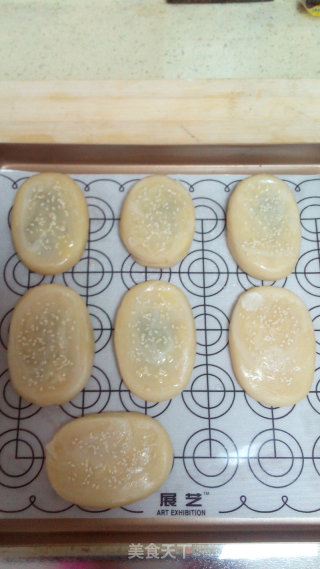 Cheesy Beef Tongue Cake recipe