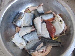 Canned Tomato Flavored Herring recipe